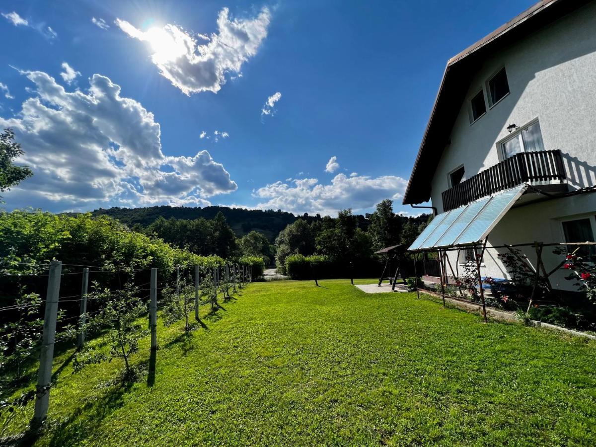 Casa Cu Salcami Villa Moieciu de Jos Luaran gambar
