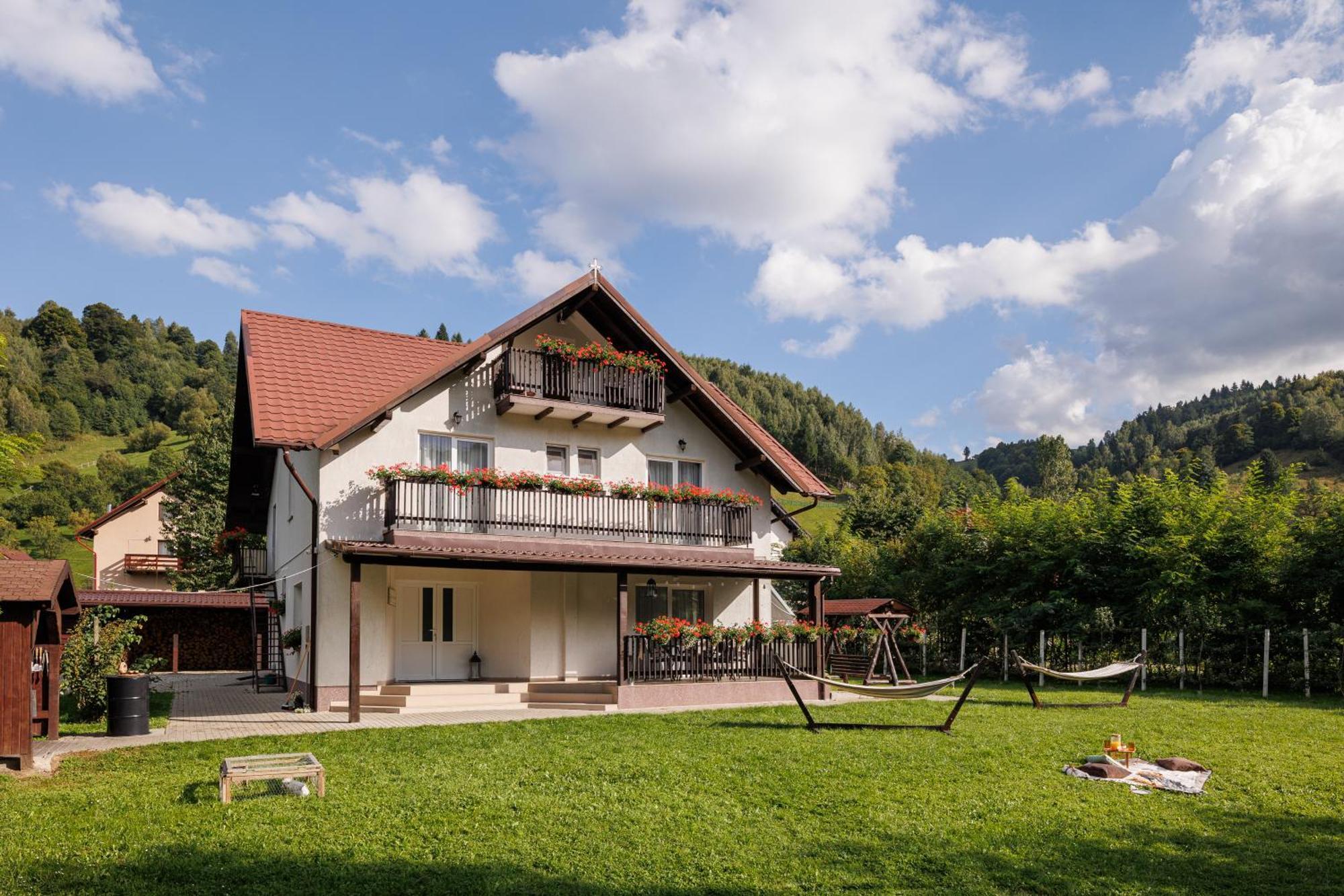 Casa Cu Salcami Villa Moieciu de Jos Luaran gambar